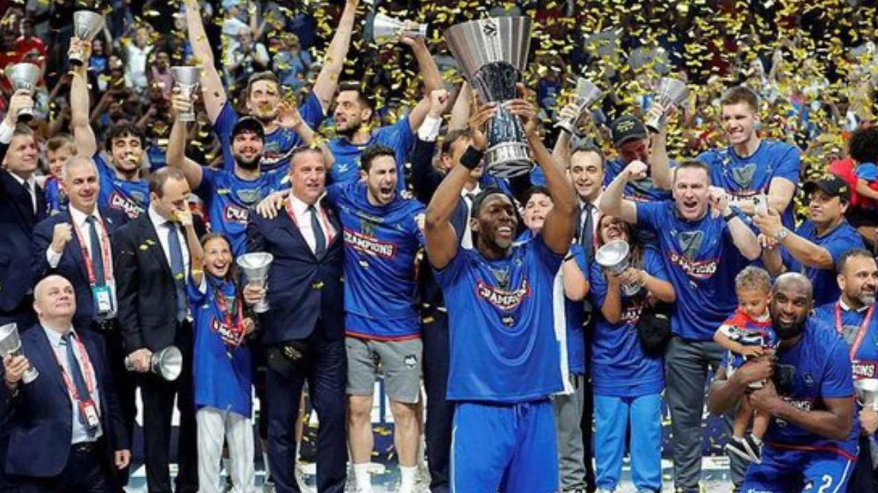 Anadolu Efes, EuroLeague Kupa