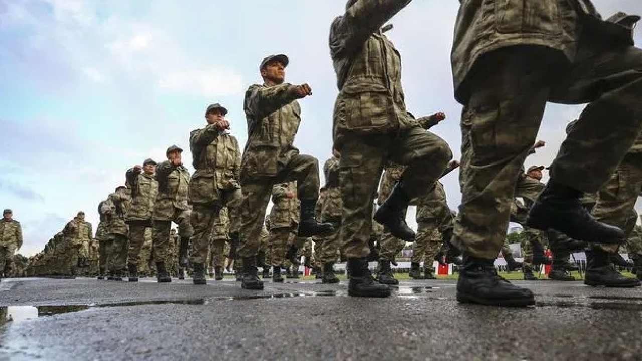 Erkekler İçin Askerlik Borçlanması