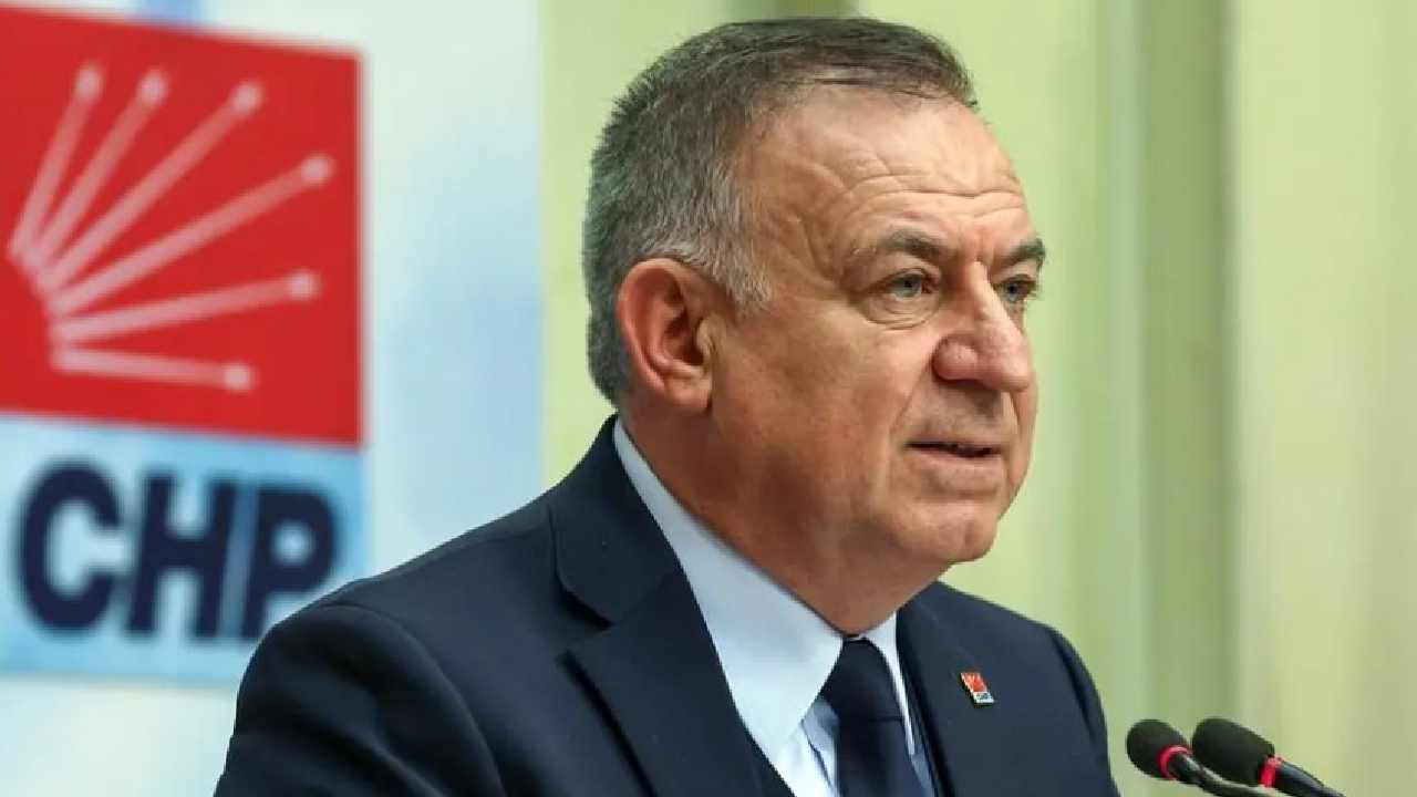 CHP'li Gökhan Zeybek