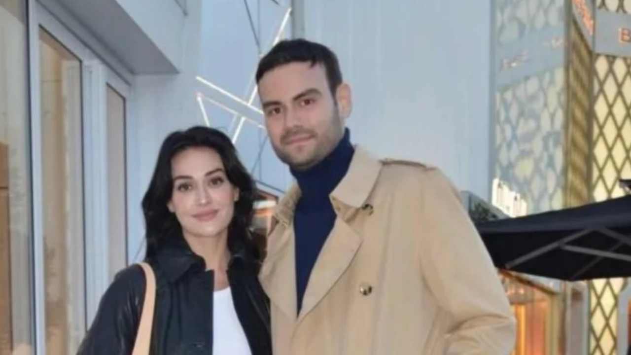 Esra Bilgiç ve Faruk Sabancı