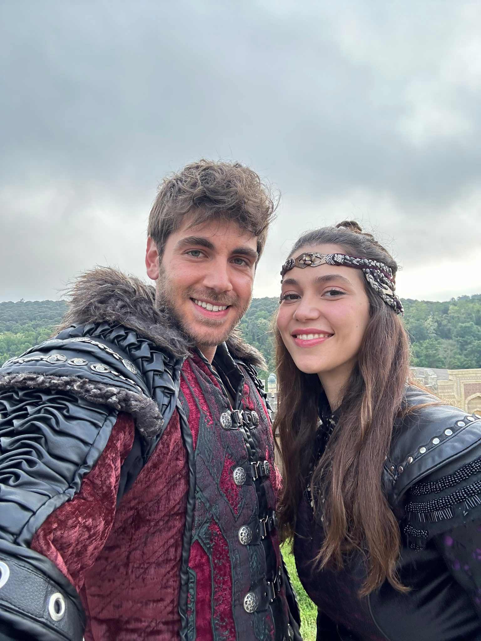 Kuruluş Osman Dizisi Emre Bey ve Ecem Sena Bayır