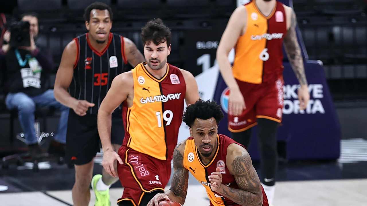 Manisa Basket - Galatasaray