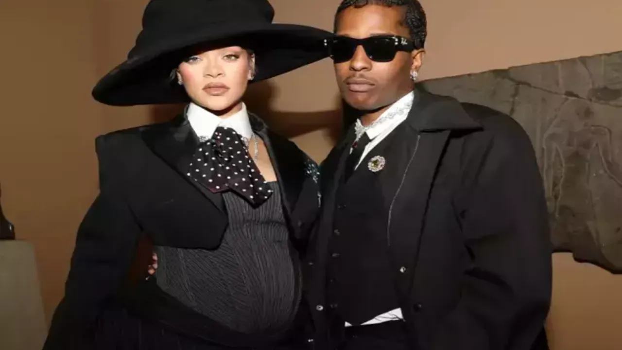 Rihanna Hamilelik