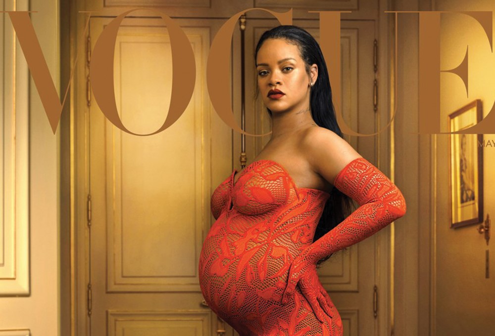 Rihanna'nın Marc Jacobs İmzalı Göz Alıcı kombini