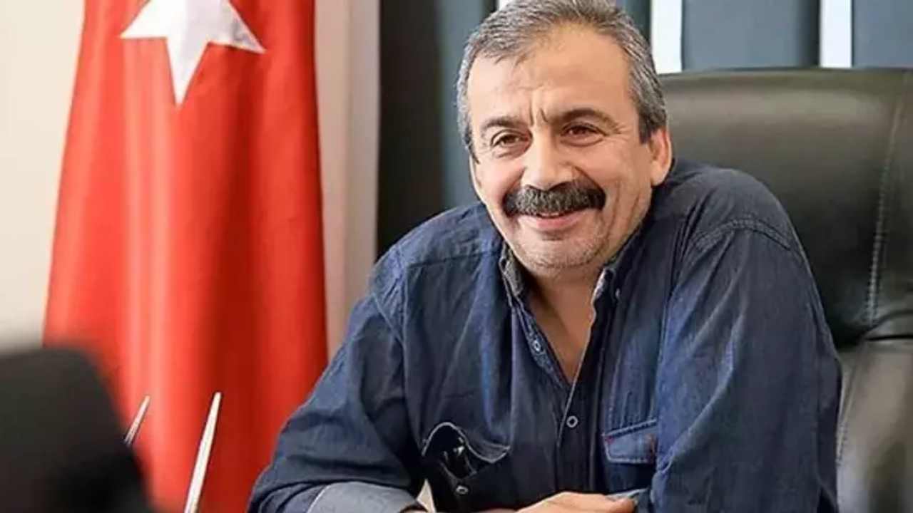 Sırrı Süreyya Önder