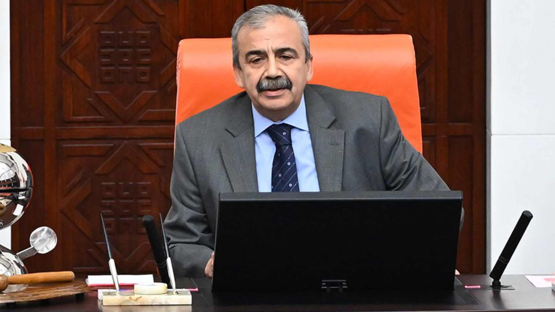 Sırrı Süreyya Önder'in sağlık durumu
